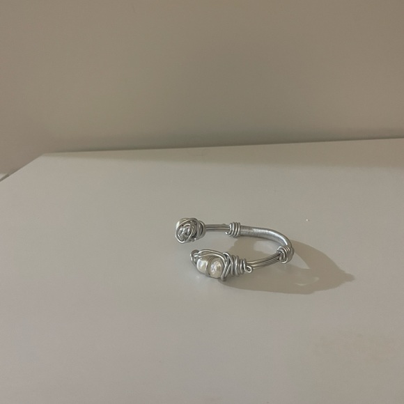 silver pearl bangle - Picture 2 of 3
